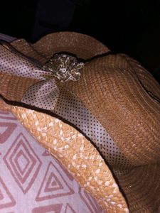 Brown Cap With Bow👒
