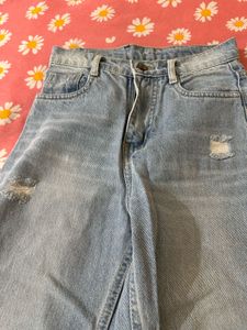 Light Wash Ripped Wide Leg Jeans