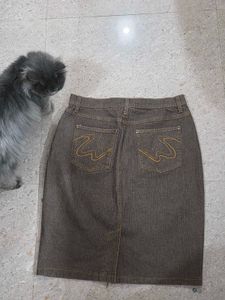 Washed brown denim skirt