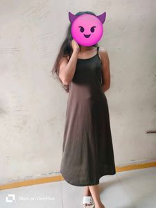 Price Drop ✨✨Olive Green Sleeveless Midi Dress