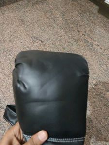 Cult Boxing Gloves Black 12 OZ