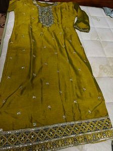 Elegant Embroidered Kurta Set