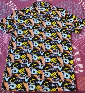 Urban Graffiti Print Short Sleeve Shirt
