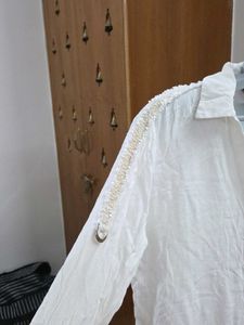 Zara White Button-Up Shirt