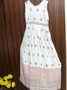 White Kurta Set with Maroon Jacket