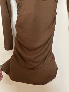 Brown Ruched V-Neck Long Sleeves Dress