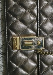 Chanel 2.55 reissue shoulder bag