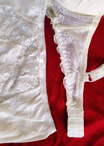 Lace Trim Bra with beautiful brief
