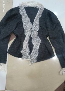 Elegant Black Lace Trim Blouse,puffy sleeves