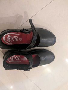 Bata Scout Mary Jane Shoes