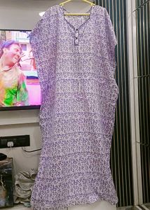 Comfortable Floral Print Nightgown