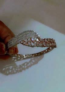 Elegant Bangle Bracelet
