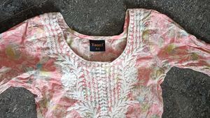 Pink Floral Embroidered Kurta