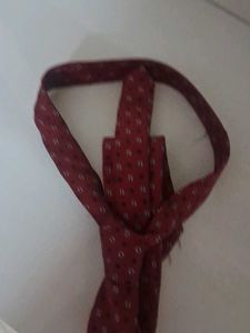 Classic Red Patterned Tie