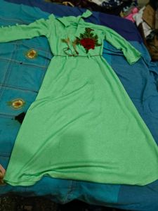 Green Long Sleeve Dress with Floral Applique