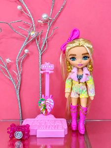 Barbie Extra Minis Travel Doll with Safari Fashion