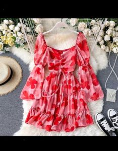 Chic Pink Floral Print Mini Dress