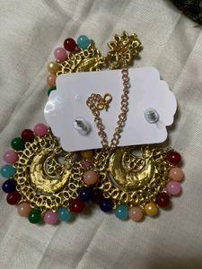earings-mang tika set |bead and gold plated | Amer