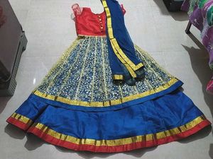 tailor stitch Anarkali Lehenga