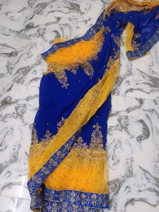 Beautiful Blue & Yellow Embroidered Saree💛💙