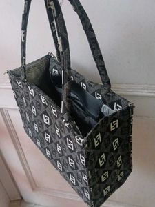 Patterned Tote Bag With Small New Pouch Free