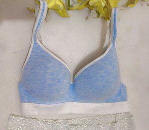 Very Comfortable N Beautiful Bra With Penty