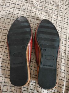 Embroidered Brown Jutti Style Flats