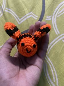 Crochet Bee Plushie With Keychain