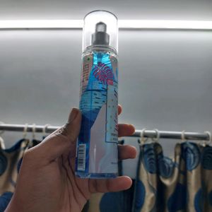 Layer'r Wottagirl Tropical Berry Body Splash