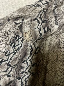 Snake printed open shirt✨