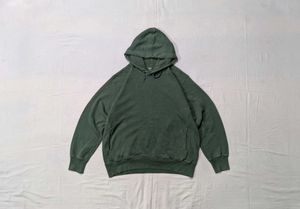 Uniqlo Green Hoodie ( wearable for c- 40-48 )