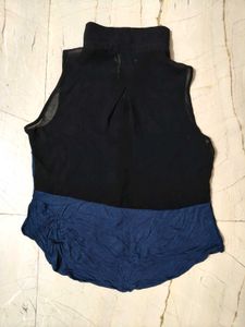 Stylish Sleeveless Blue &amp; Black Top