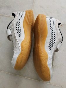 Nivia Non Marking Sports Shoes- Unisex