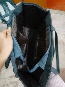 Stylish Teal Tote Handbag