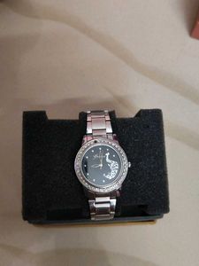 Elegant Peacock Embellished Watch