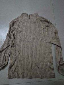 Ribbed Mock Neck Top