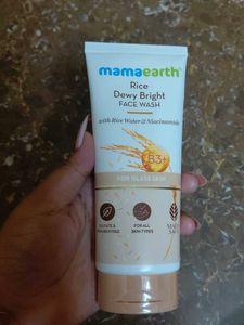 Mamaearth Face Wash &amp; Sunscreen Bundle
