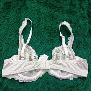 Lace Trim 🎁🫴🏻Balconette Bra