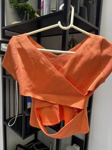 Orange V-Neck Short Sleeve Knit Top