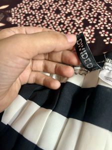 Pleated Striped Mini Skirt