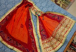 Rajasthani pila dupatta