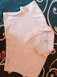 H&amp;M Divided White Crop Top