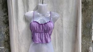 15279. Cute Lavender Ruched Crop Top