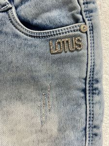 Girl's Embellished Denim Bottom Wear