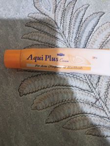 Aqui Plus Cream for Acne & Blackheads