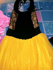 Stunning Yellow Party Dress