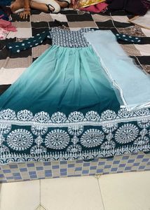 Elegant Green Embroidered Kurta Set