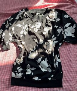 Chic Floral Print Top