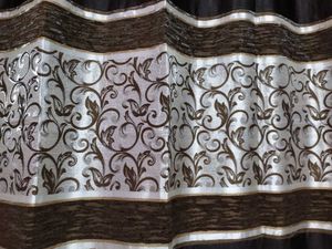 Elegant Jacquard Design Curtain (Pack of 2)