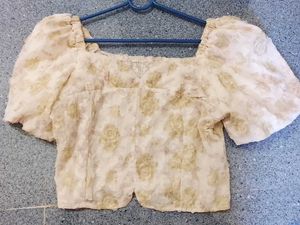 Floral Puff Sleeve Crop Top